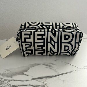Fendi Cosmetic/Pouch/Clutch